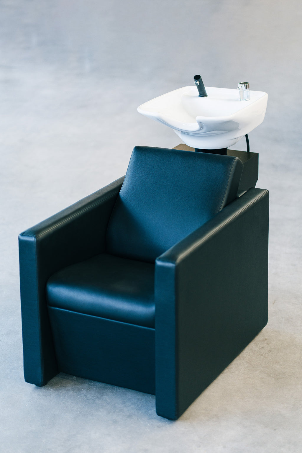 Jobst Contura Nova - Friseurwaschsessel mit kippbarem Waschbecken